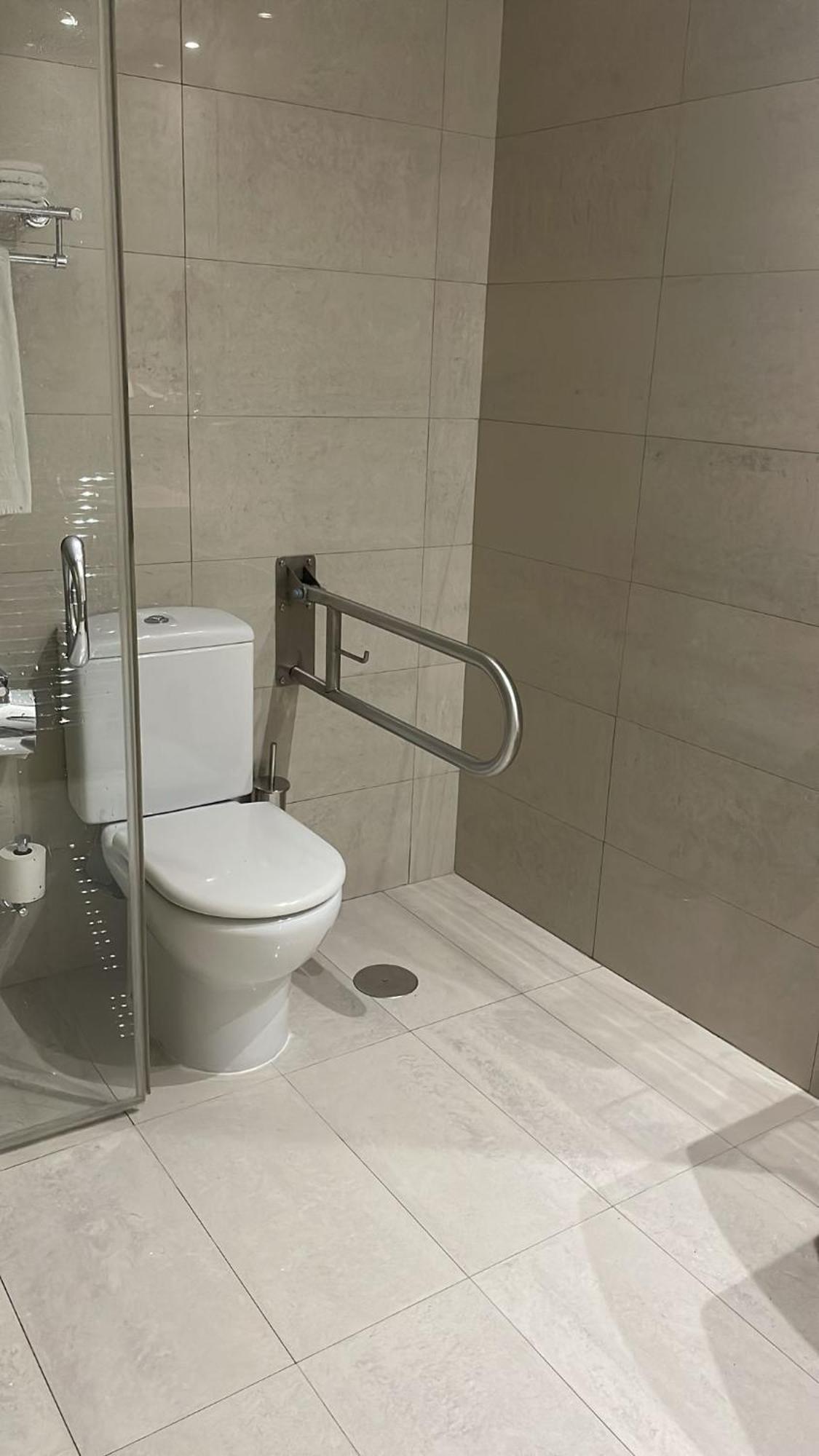 Hotel 4C Puerta Europa Madrid Ngoại thất bức ảnh
